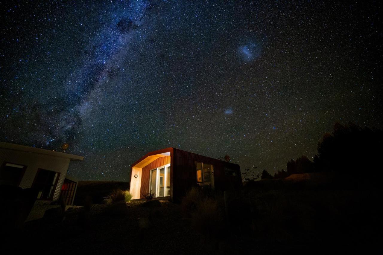The Red Nest - Lake Tekapo Bagian luar foto